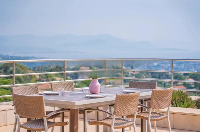 Villa - 400 m² - 10 pièces