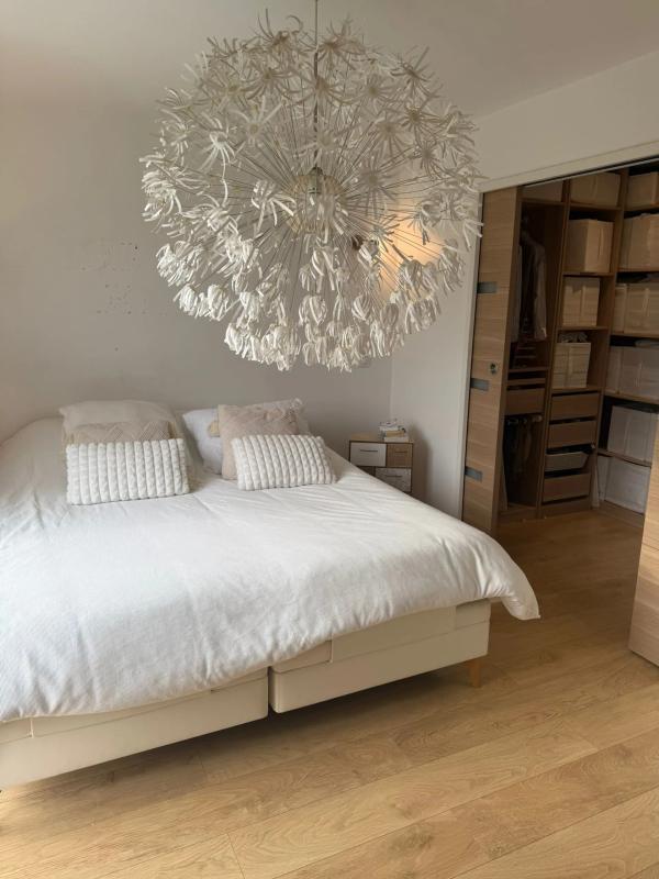 Maison - 252 m² - 11 pièces