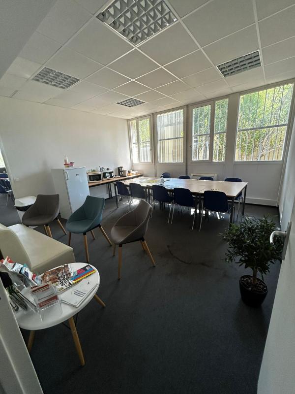 Local commercial - 173 m²