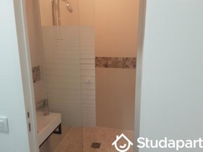 Chambre - 55 m² - 1 pièce