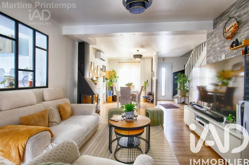 Maison - 141 m² - 8 pièces