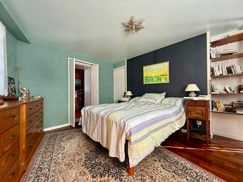 Maison - 197 m² - 7 pièces