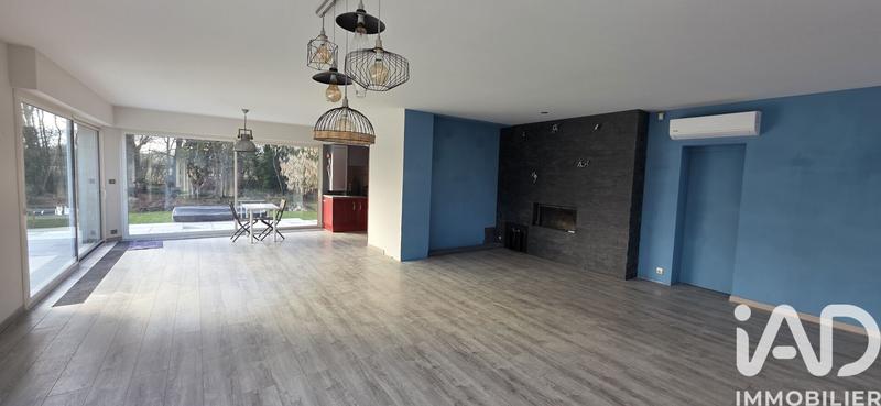 Maison - 226 m² - 8 pièces