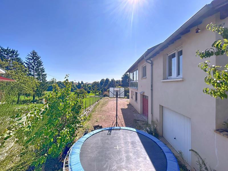 Maison - 143 m² - 7 pièces