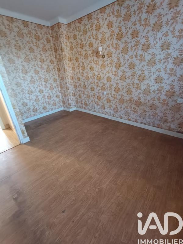 Maison - 92 m² - 6 pièces