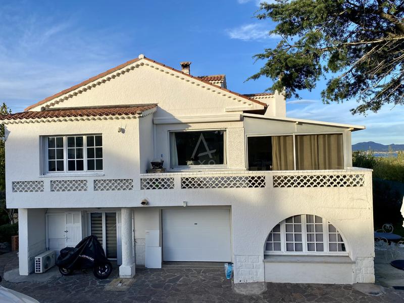 Maison - 190 m² - 7 pièces