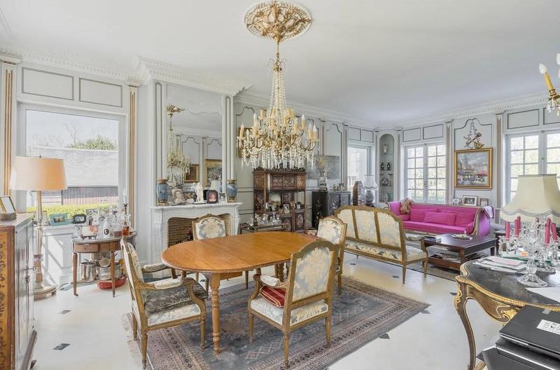 Maison - 550 m² - 14 pièces