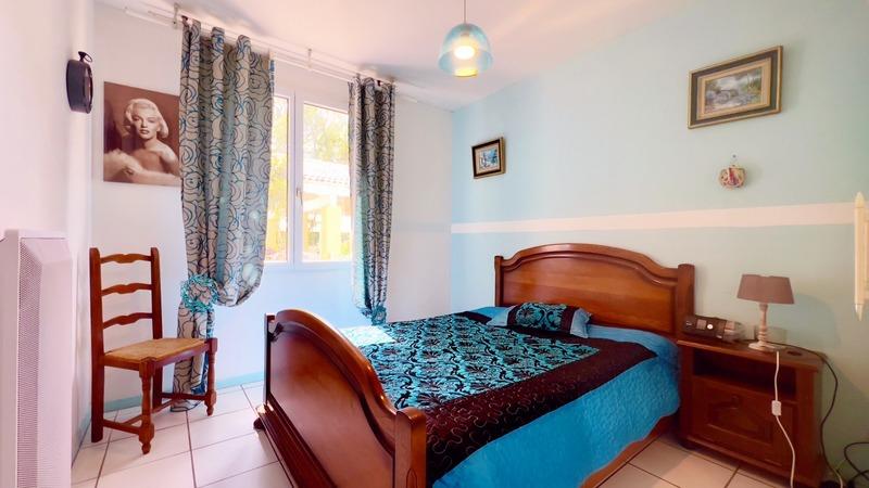 Maison - 300 m² - 9 pièces