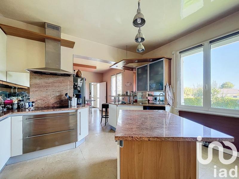 Maison - 265 m² - 8 pièces