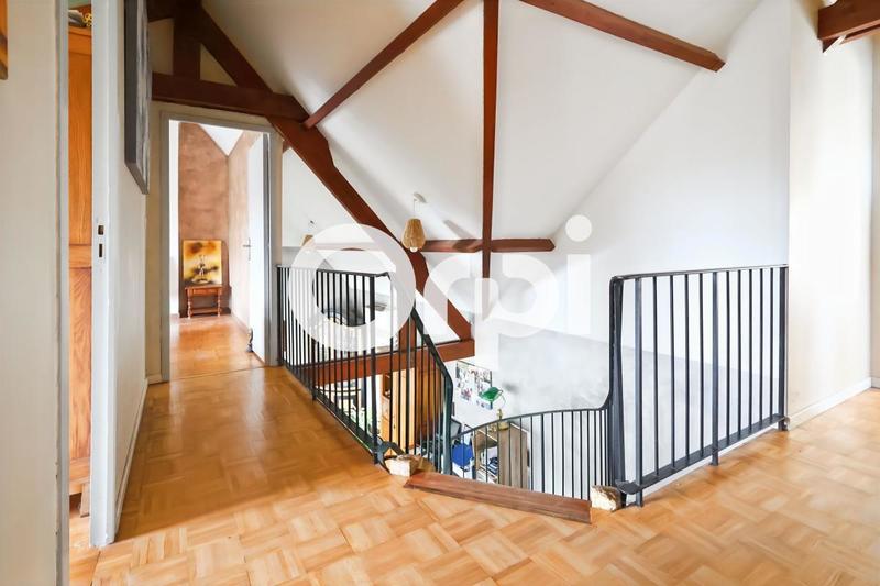 Maison - 133 m² - 6 pièces