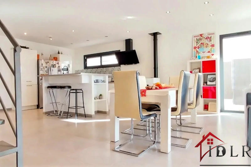 Villa - 130 m² - 6 pièces