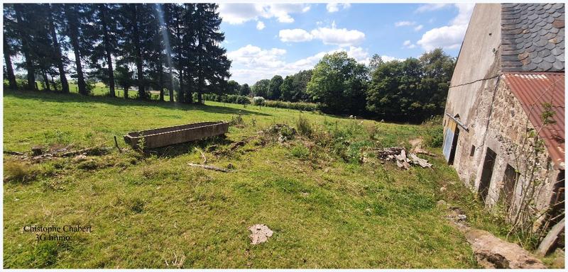 Grange - 180 m² - 2 pièces