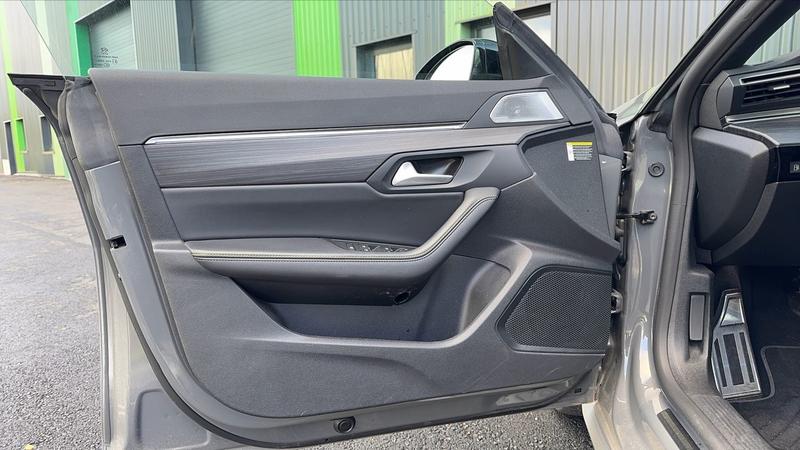 Peugeot 508 1.6 Hybrid4 360 e-Eat8 Pse - Automatique Entretien constructeur