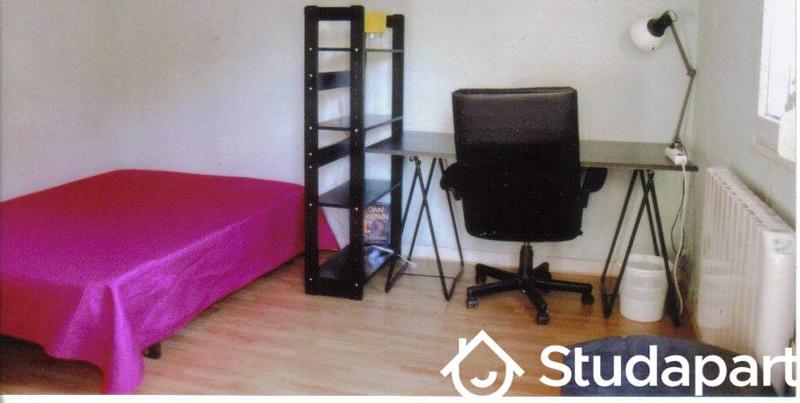 Chambre - 10 m² - 1 pièce