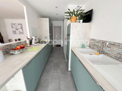 Appartement - 82 m² - 4 pièces