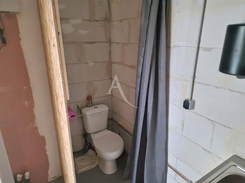 Local commercial - 187 m²