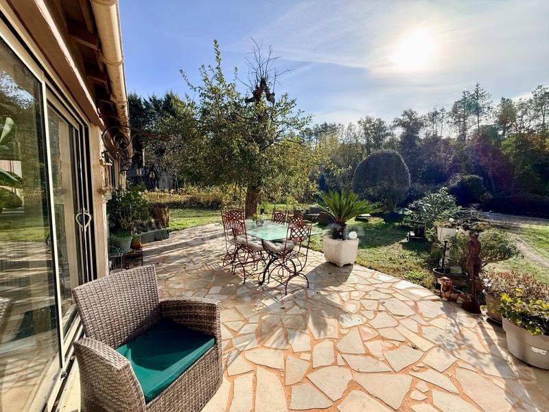 Maison - 141 m² - 7 pièces