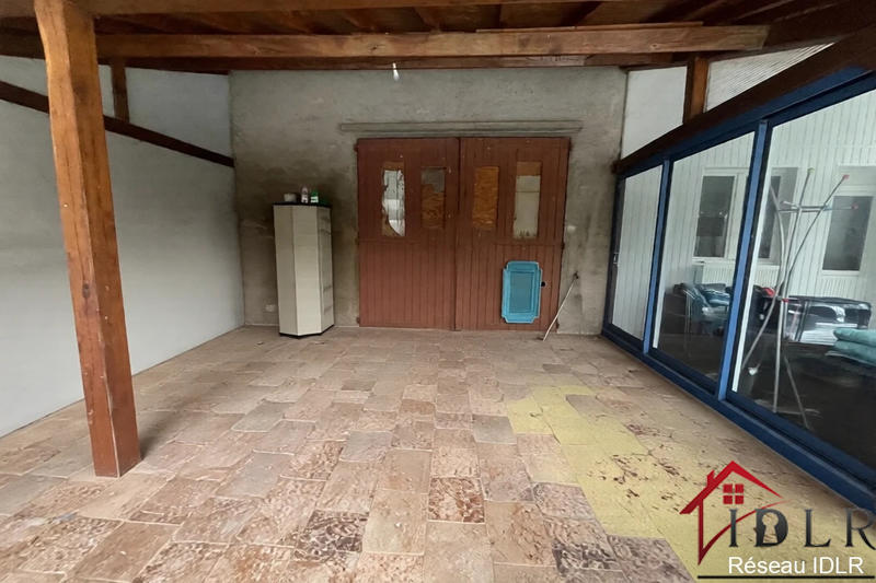 Propriété - 210 m² - 8 pièces