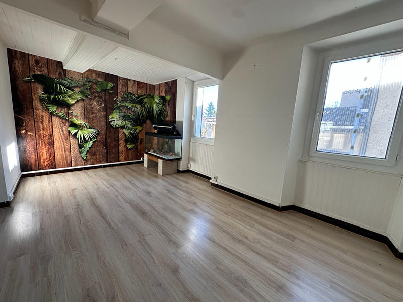 Appartement - 111 m² - 4 pièces