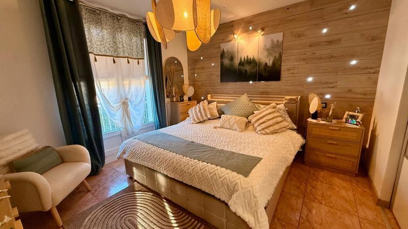 Maison - 147 m² - 6 pièces