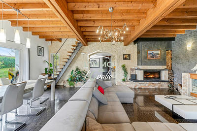 Maison - 170 m² - 5 pièces