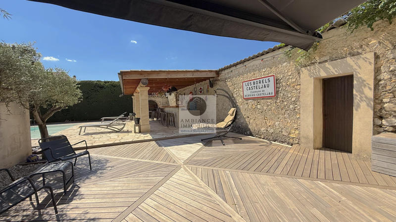 Maison - 205 m² - 7 pièces