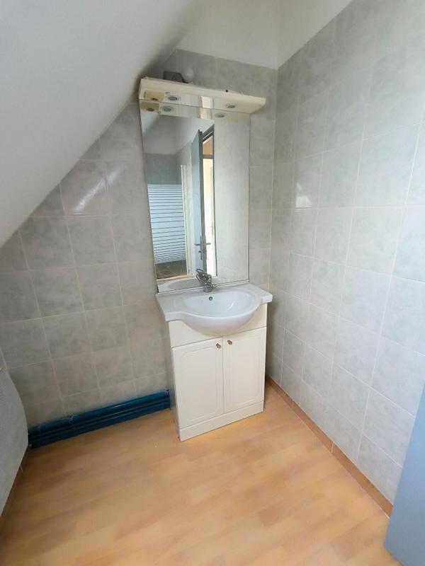 Maison - 113 m² - 8 pièces