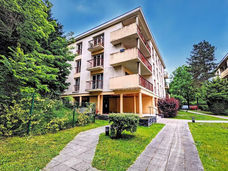 Appartement - 15 m² - 1 pièce