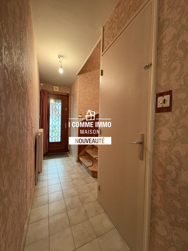 Maison - 90 m² - 6 pièces