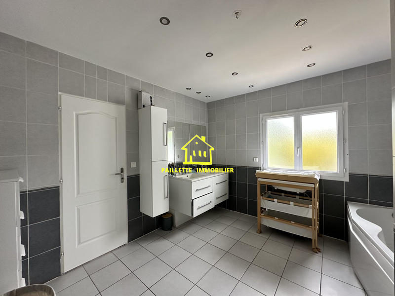 Maison contemporaine - 182 m² - 5 pièces