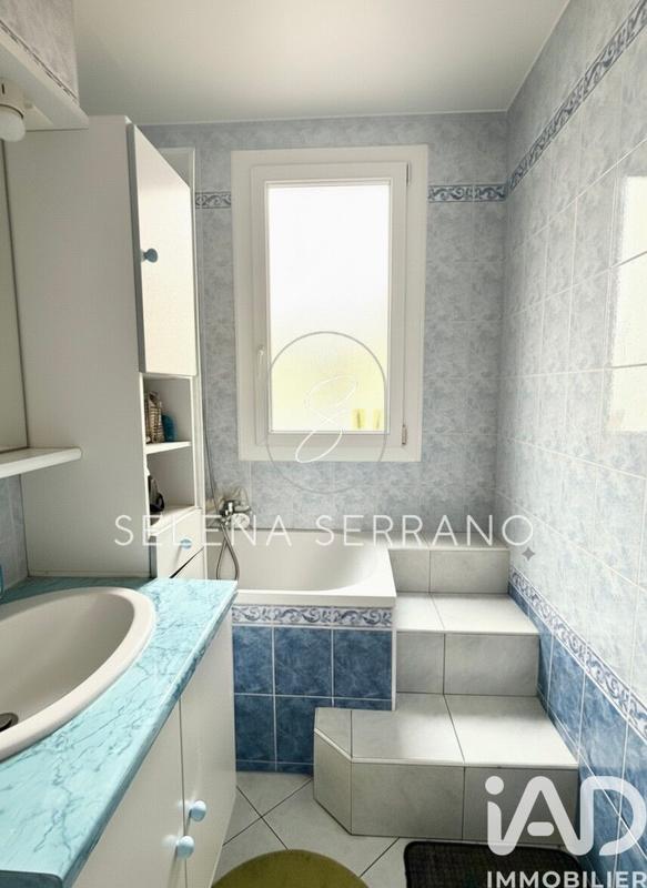 Appartement - 80 m² - 3 pièces