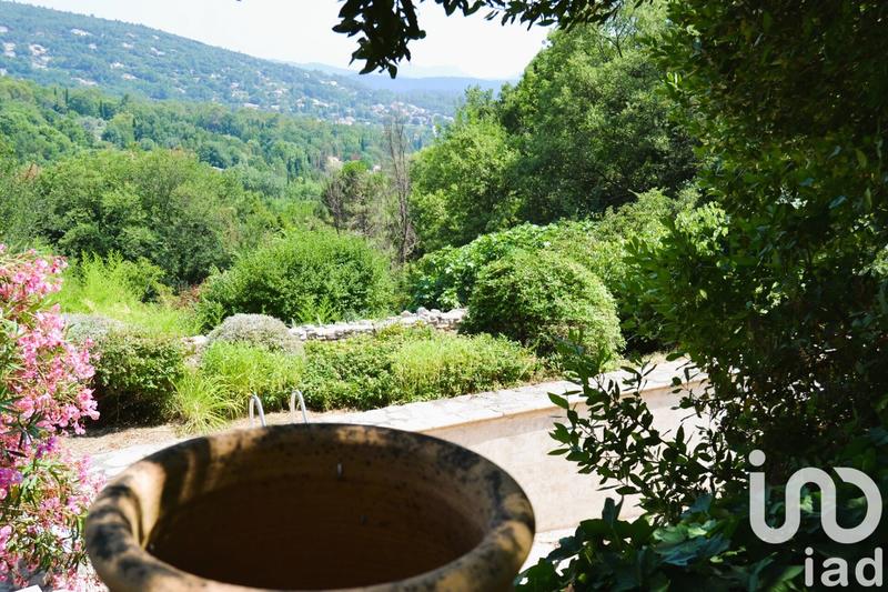 Maison - 240 m² - 10 pièces