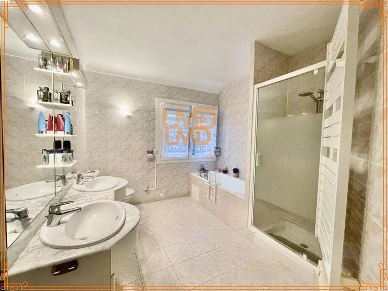 Villa - 176 m² - 7 pièces