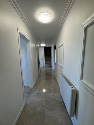 Maison - 180 m² - 6 pièces