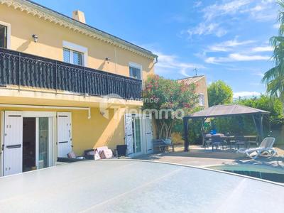 Maison - 175 m² - 7 pièces