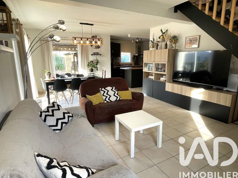 Maison - 90 m² - 4 pièces