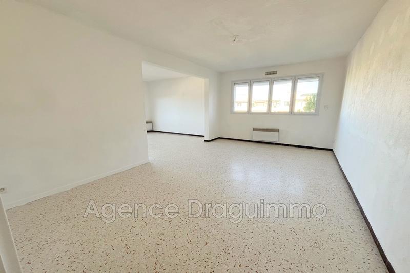 Appartement - 90 m² - 5 pièces
