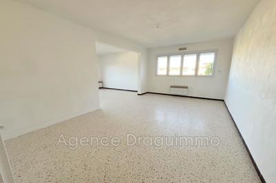 Appartement - 90 m² - 5 pièces