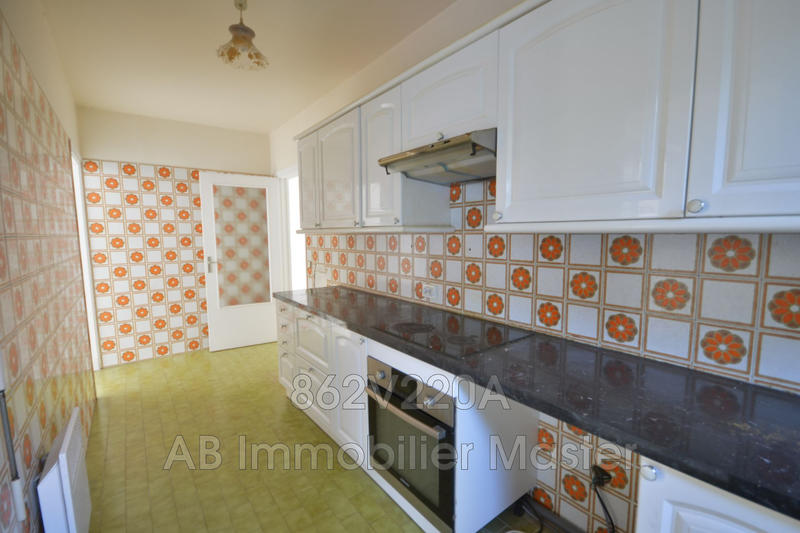 Appartement - 81 m² - 4 pièces