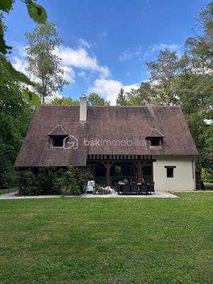 Maison traditionnelle - 128 m² - 7 pièces