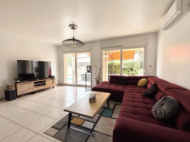 Maison - 96 m² - 4 pièces