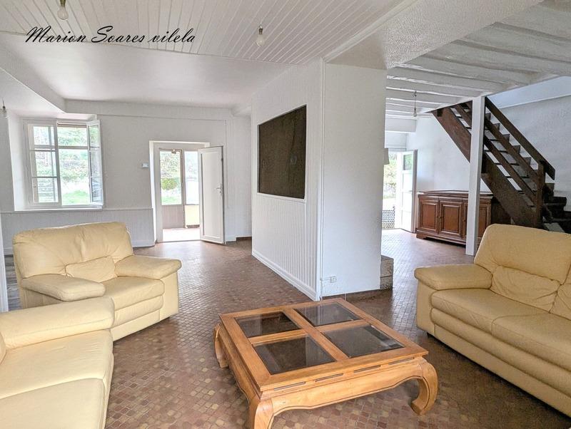 Propriété - 171 m² - 7 pièces