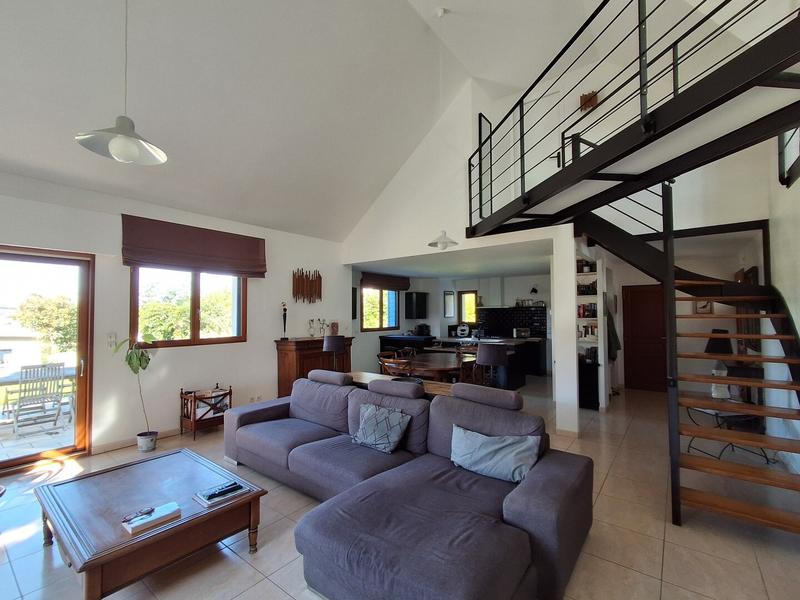 Maison - 153 m² - 7 pièces