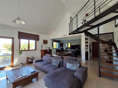 Maison - 153 m² - 7 pièces