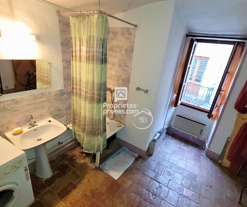 Maison de village - 104 m² - 6 pièces