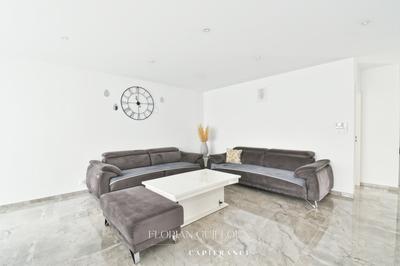 Maison - 141 m² - 6 pièces