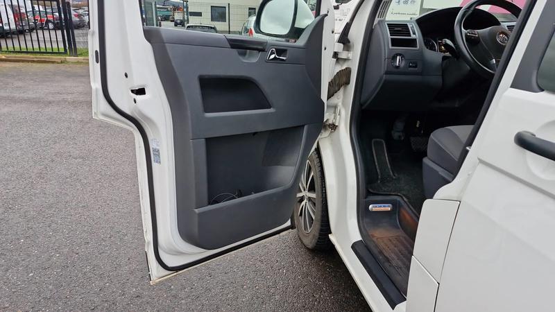 Volkswagen Caravelle 2.0 Tdi 180 Dsg7 Confort Line Édition