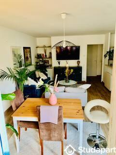 Appartement - 60 m² - 2 pièces