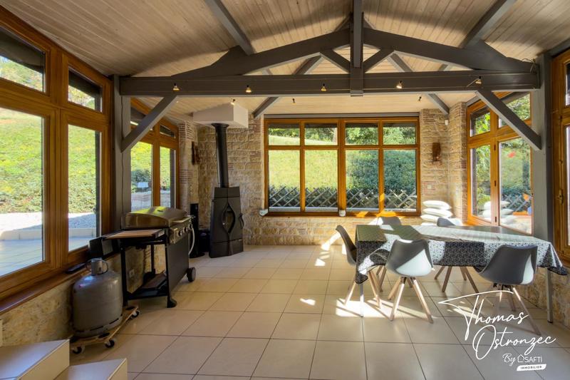 Maison - 127 m² - 6 pièces