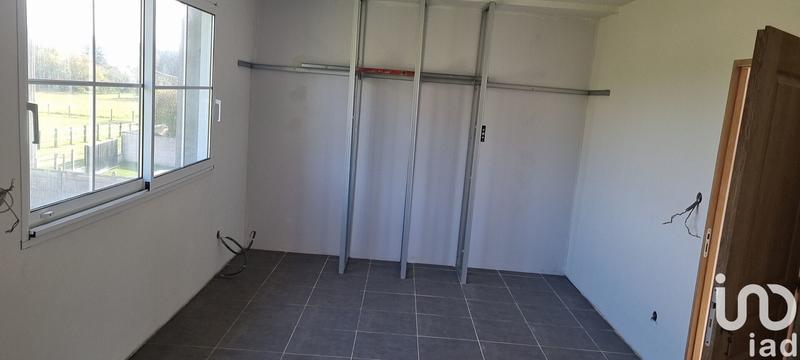 Maison - 330 m² - 8 pièces